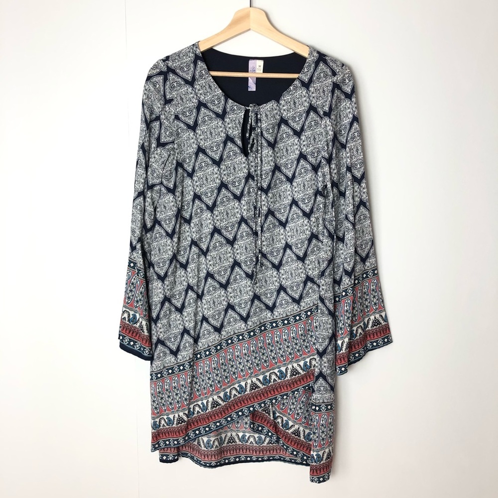 ALYA Shift Dress Asymmetrical Tulip Hem Medium